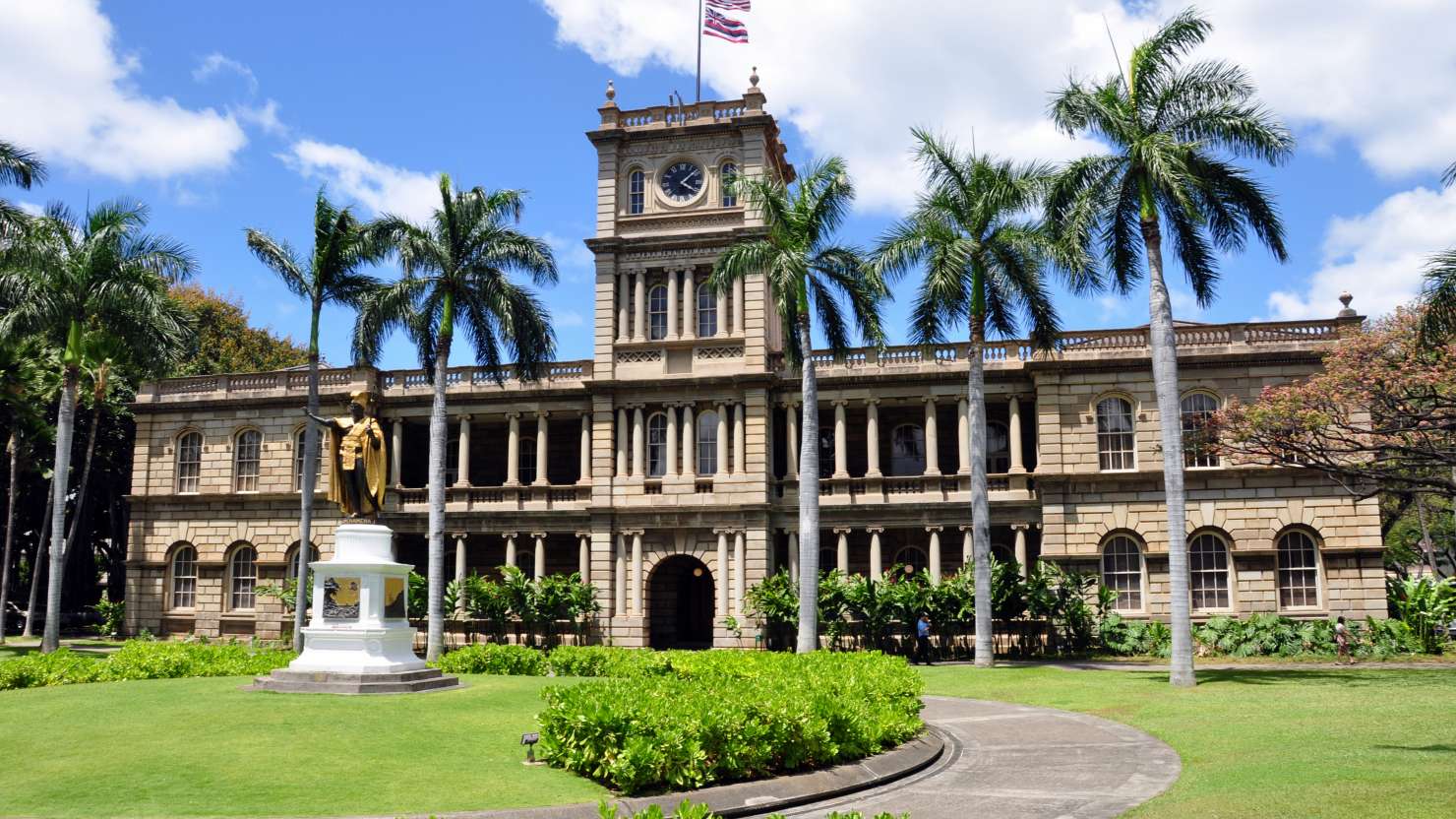 Ali'iolani Hale or House of the Heavenly King was designed as a palace and built in 1874. It was never used and now houses the Supreme Court of Hawaii.