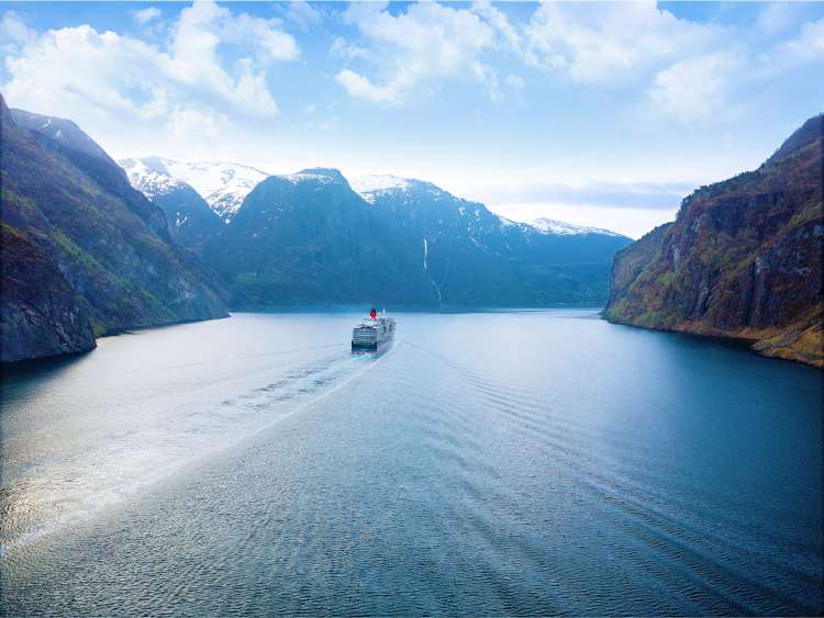 Queen Victoria in the Norwegian Fjords