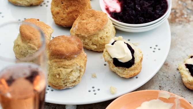 Lemonade scones