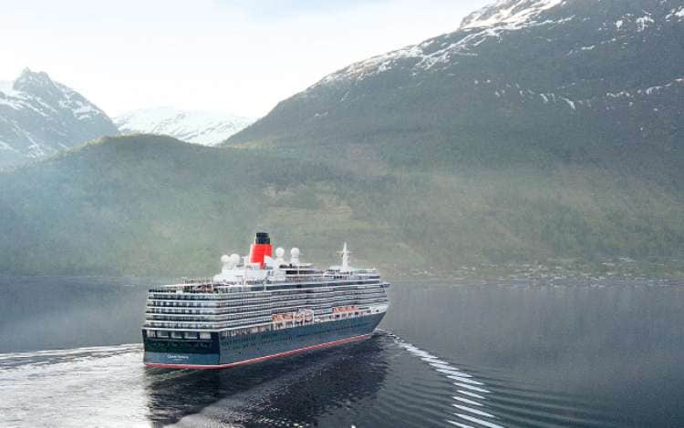 Queen Victoria in the Norwegian Fjords