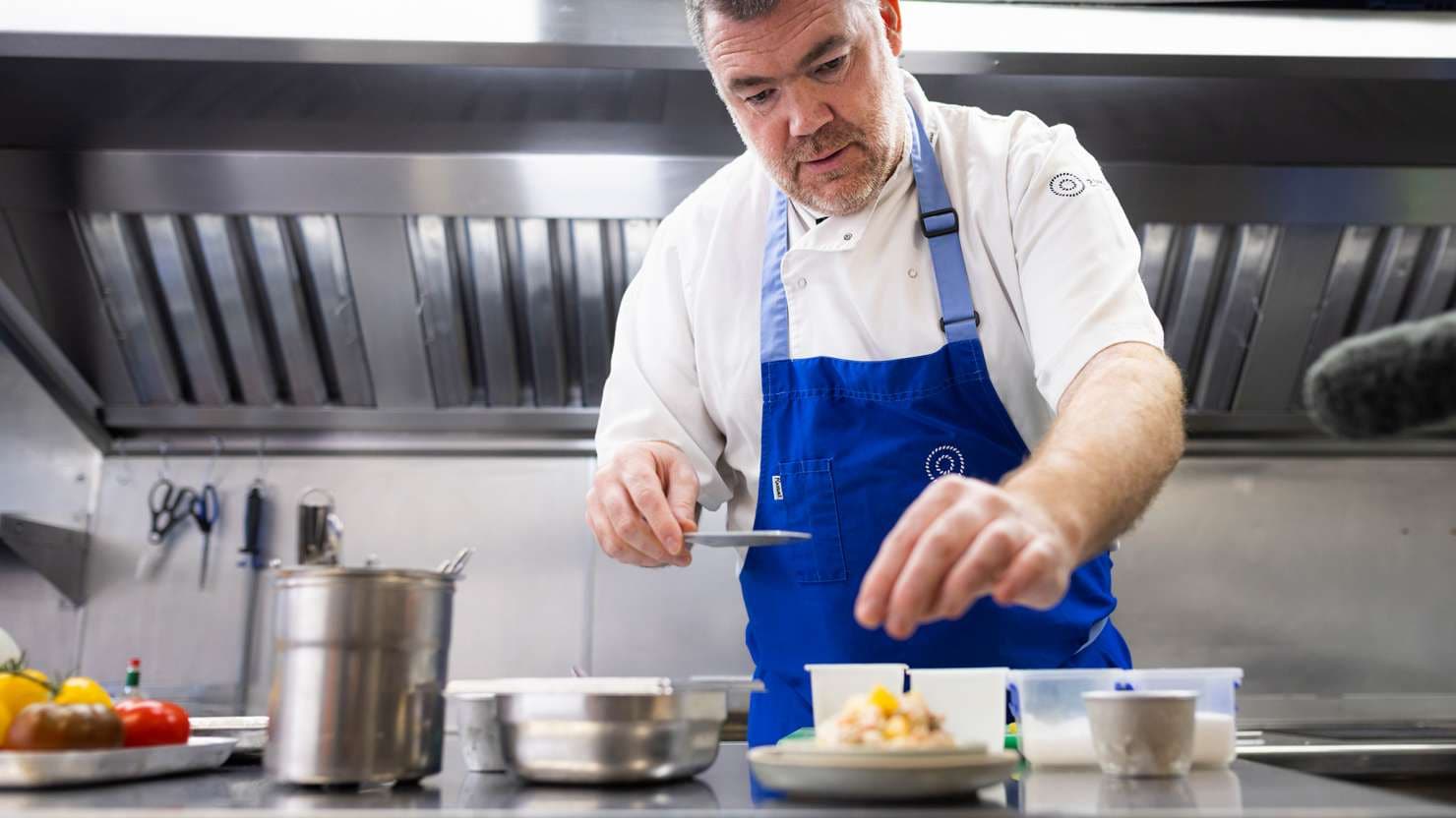 Chef Nathan Outlaw preparing food