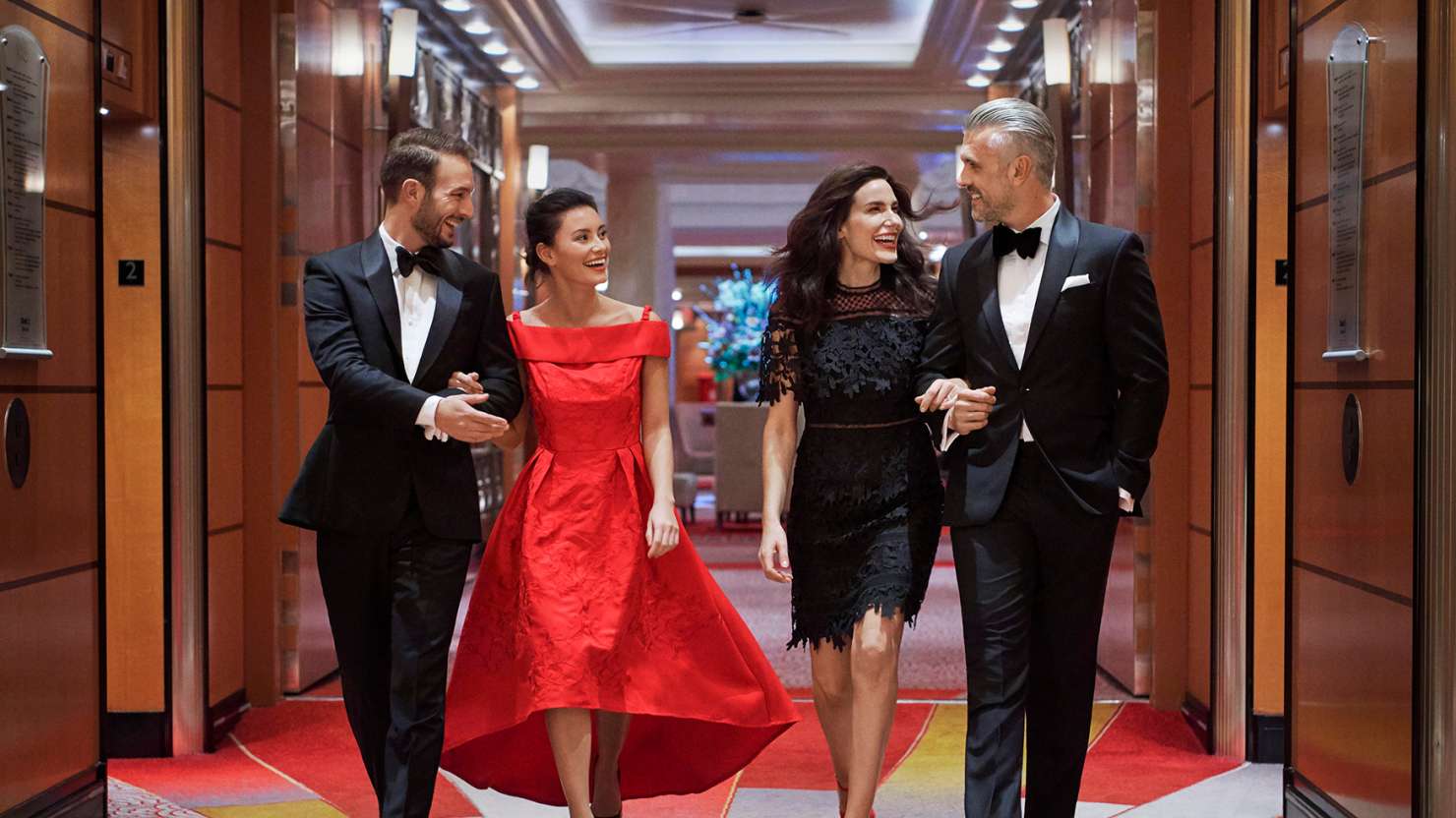 Guests dressed for a Gala Evening on Queen Mary 2